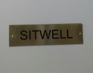 Logo mạc kim loại SITWELL
